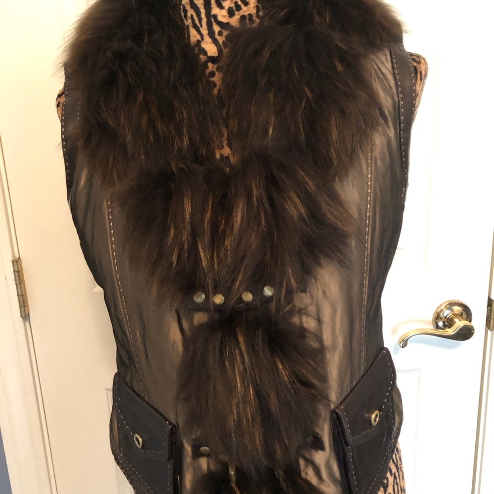 Fur vest